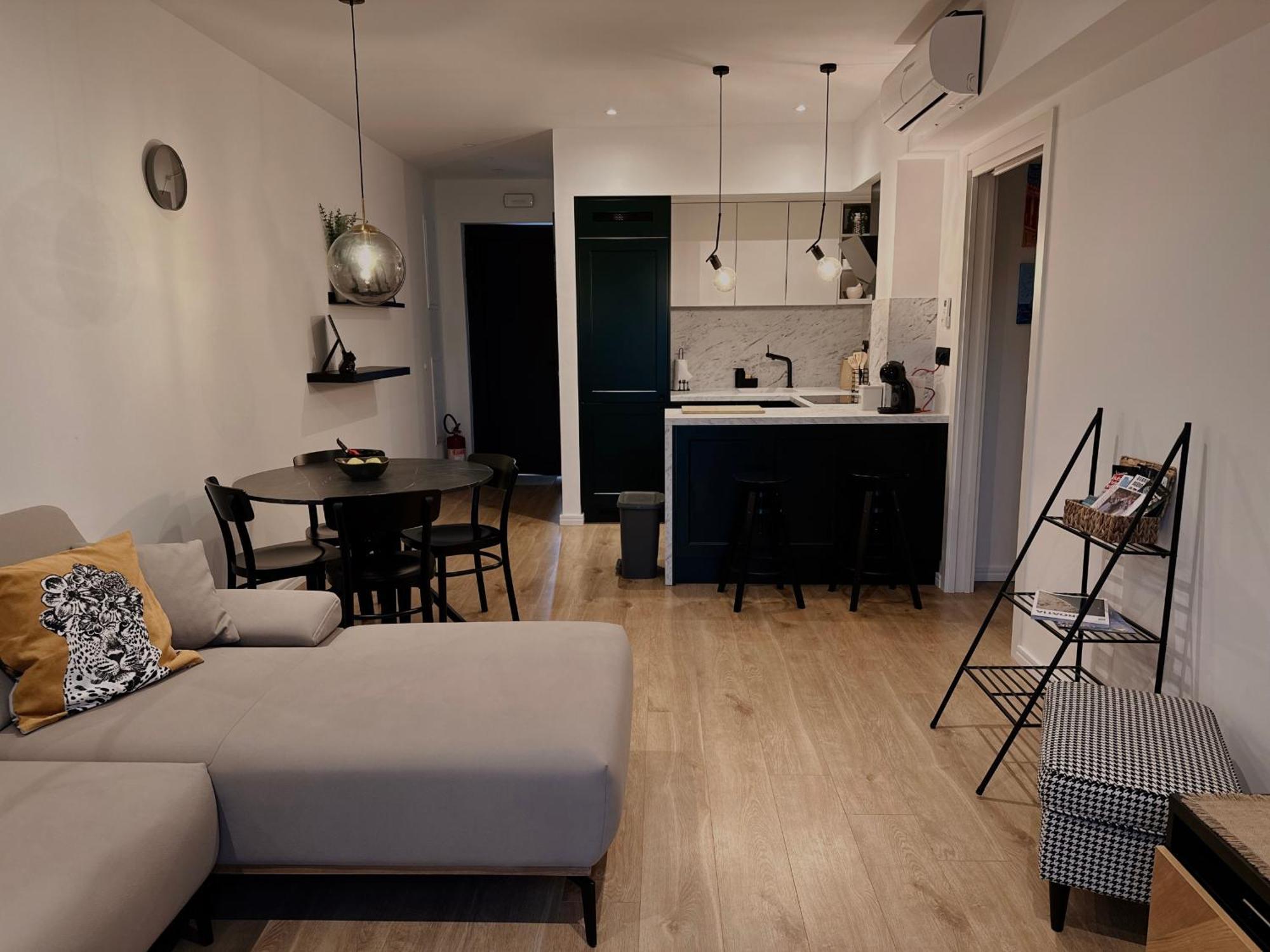 Dawn & Dusk - Modern Two Bedroom Apartment With Mountain Views Čilipi エクステリア 写真